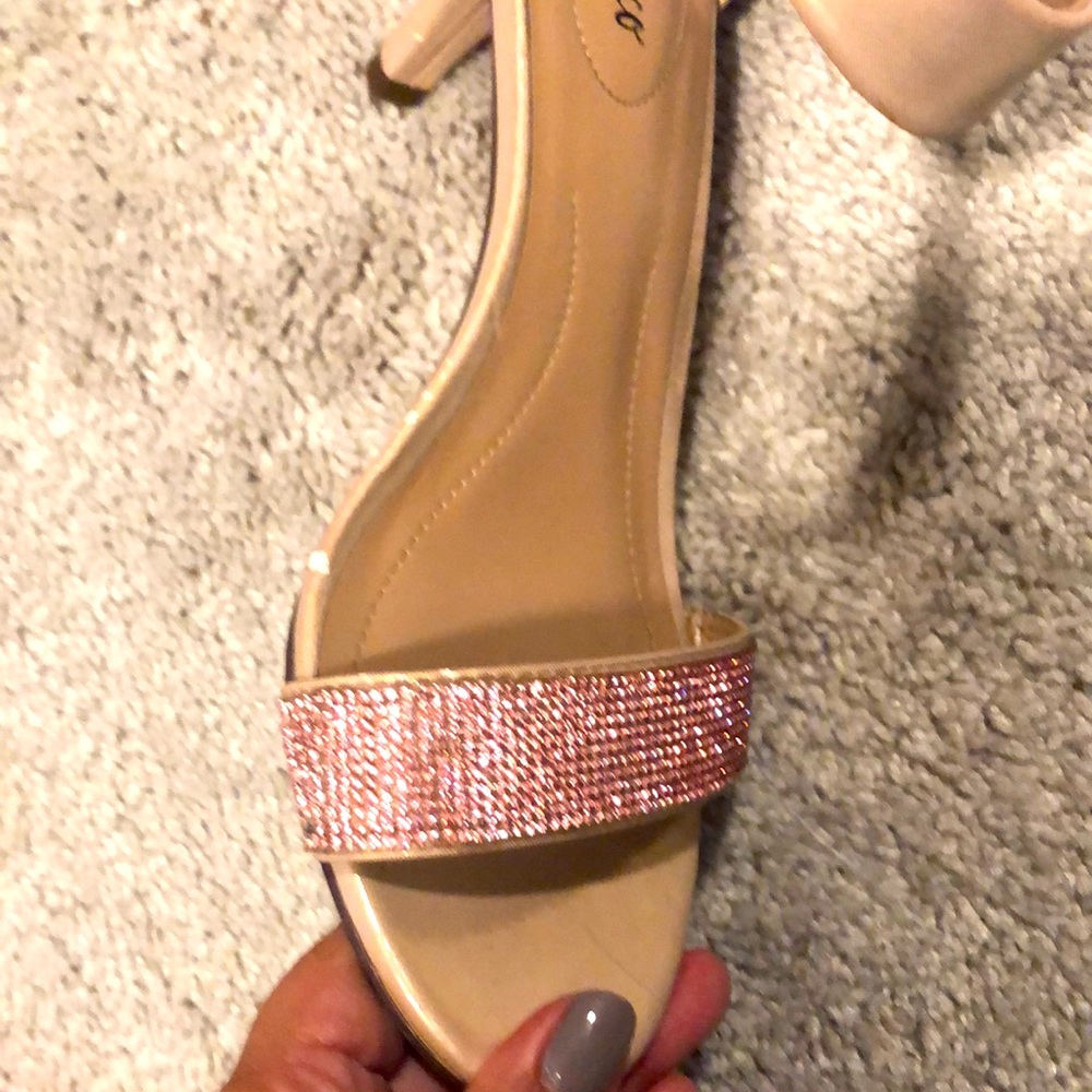 Sandals - Picture 9 of 9